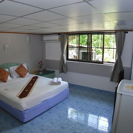 Seabreeze Inn Karon Ruang foto